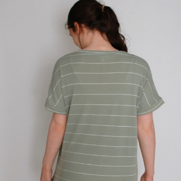 Spring / Summer/ Easter Top Green Striped Pocket Top Hailey & Co - Picture 3 of 4